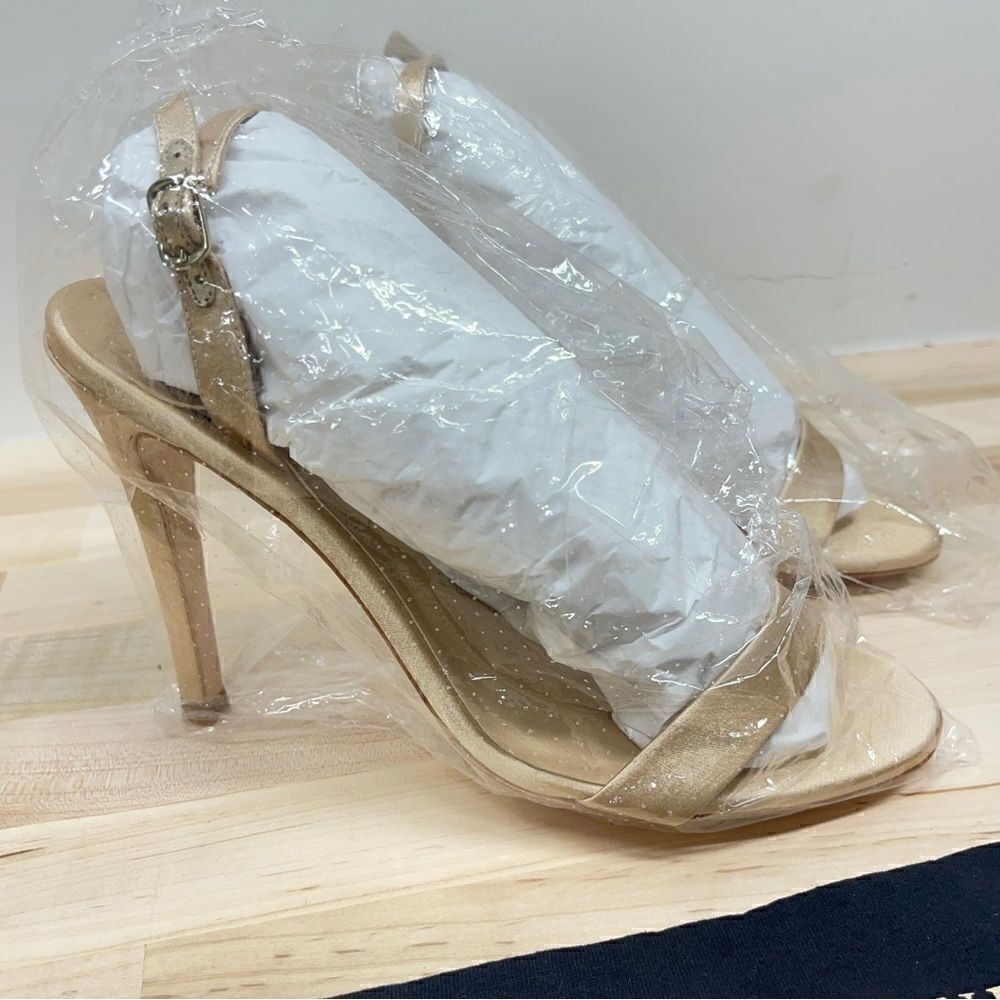 Salone Monet
Women's Sable High Heel Sandals